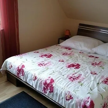 Eichendorff In Mit Garten Und Grill بريرو